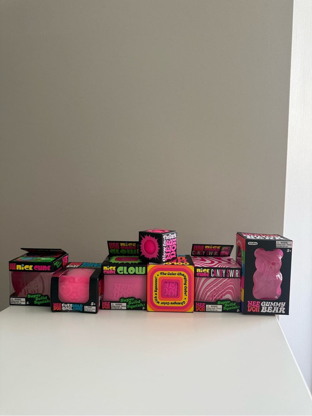 Nwt 💕NeeDoh Lot 7 New in Box Nice Cube Glow Gummy Bear Candy Swirl Authentic